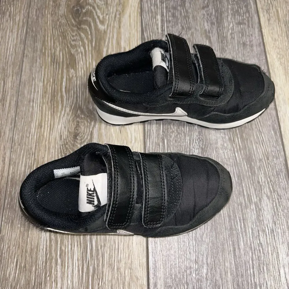 Nike MD Valiant (PS) Youth US Size 11C Black White CN8559-002 Sneaker Shoes